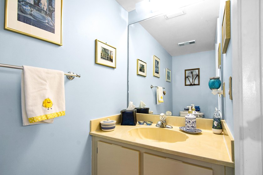 Welcome to the largest floorplan in Riverwalk, a Boaters - photo 12