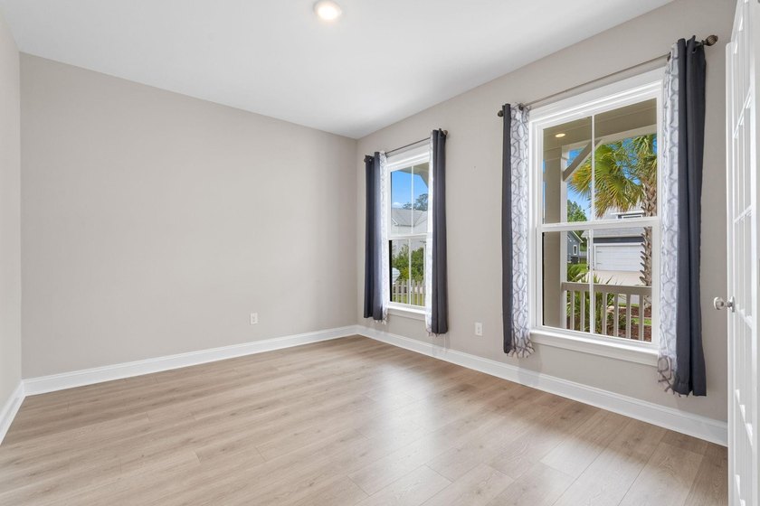 Better than new, this 3-bedroom, 2-bath home with a flexible - photo 20