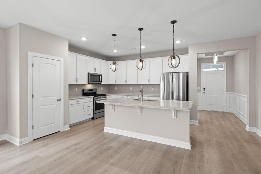 Better than new, this 3-bedroom, 2-bath home with a flexible - photo 25