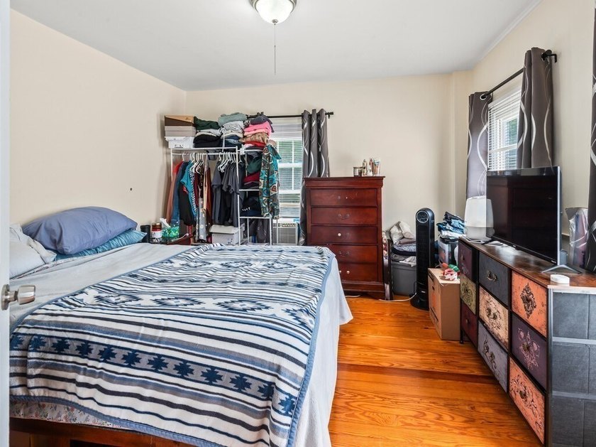 Homes with this much character, space, and charm don`t come - photo 26