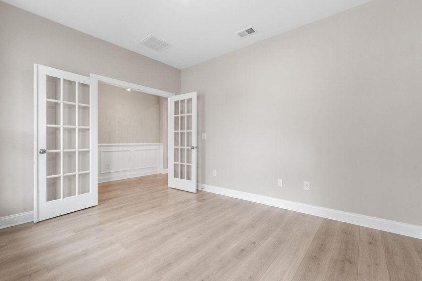 Better than new, this 3-bedroom, 2-bath home with a flexible - photo 27