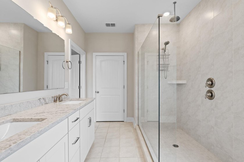 Better than new, this 3-bedroom, 2-bath home with a flexible - photo 30