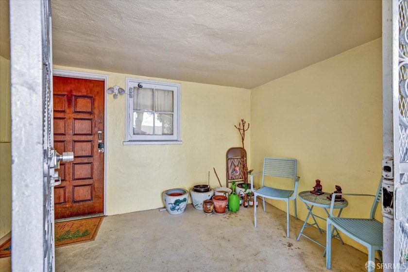 Perched atop desirable Silver Terrace, this charming home offers - photo 30