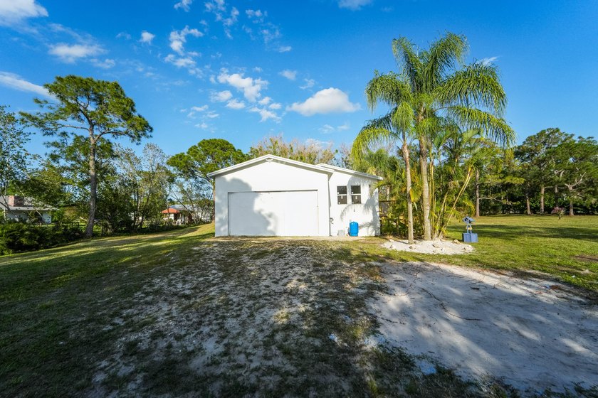 Fully Remodeled on Over an Acre! Don't miss this incredible - photo 35