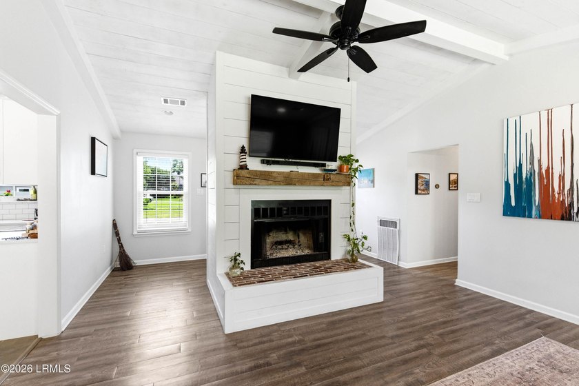 Nestled on a spacious corner lot in a private cul-de-sac, this - photo 13