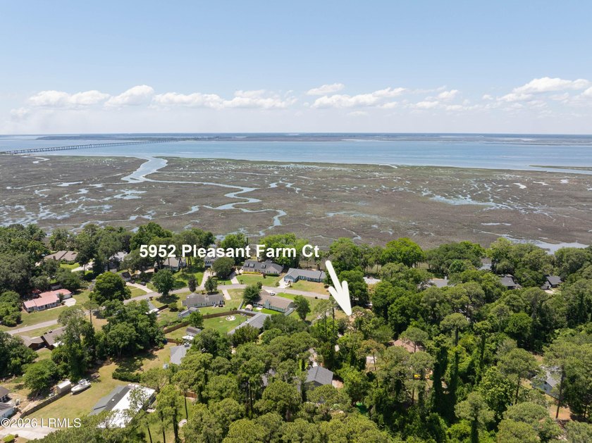 Nestled on a spacious corner lot in a private cul-de-sac, this - photo 43