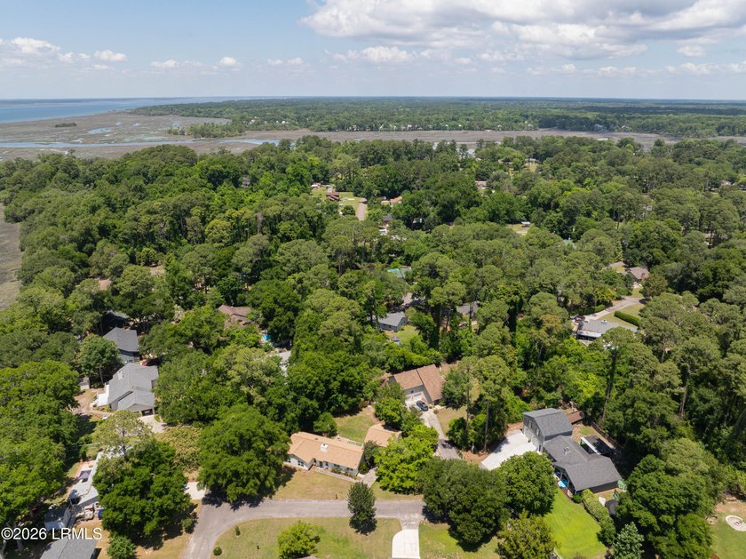 Nestled on a spacious corner lot in a private cul-de-sac, this - photo 45