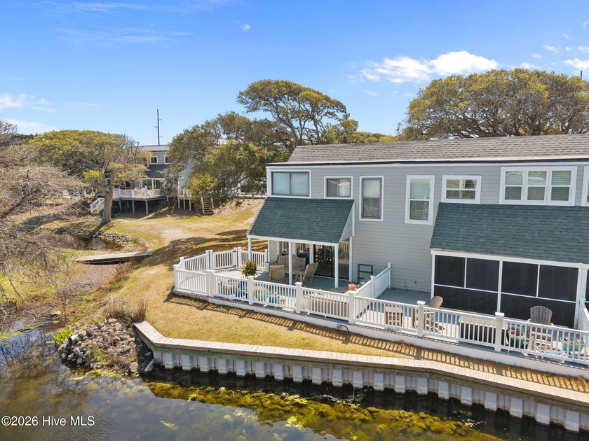 Remodeled End-Unit Condo | Pine Knoll Shores NC | Deeded Beach - photo 3