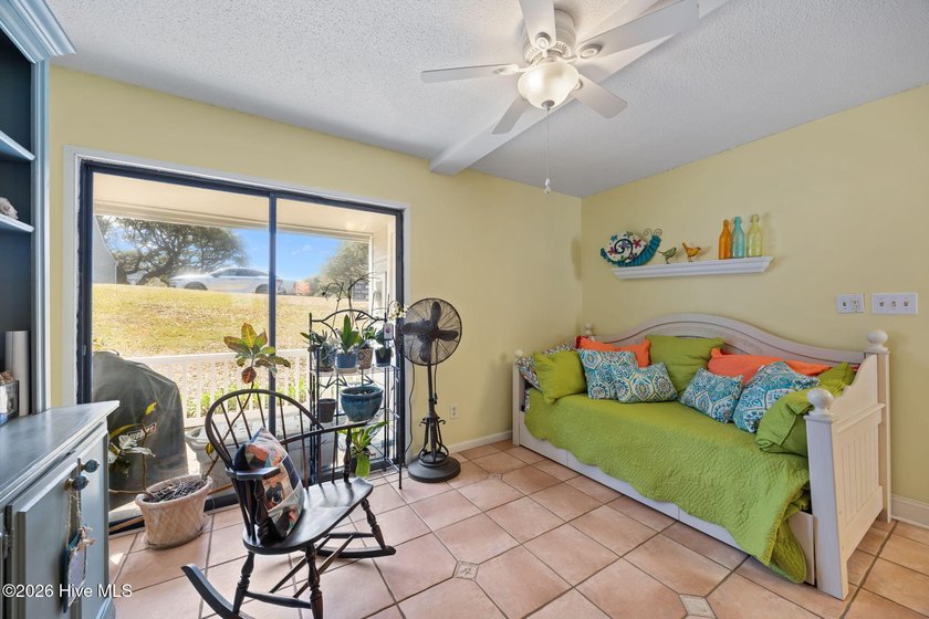 Remodeled End-Unit Condo | Pine Knoll Shores NC | Deeded Beach - photo 7