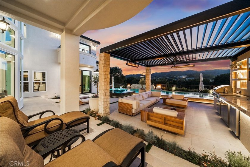 Golf course living doesn't get much better than this. Positioned - photo 10