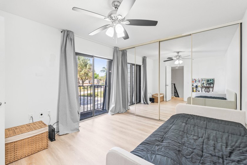 Beautiful 2-bedroom, 2 full and 1 half-bath home in a tranquil - photo 28