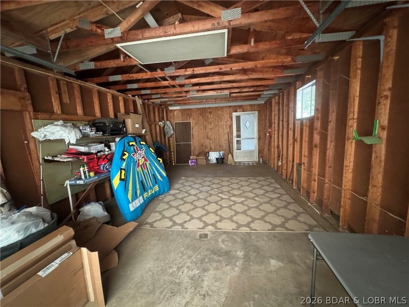 This lake access cabin is perfect for the serious fisherman or - photo 31