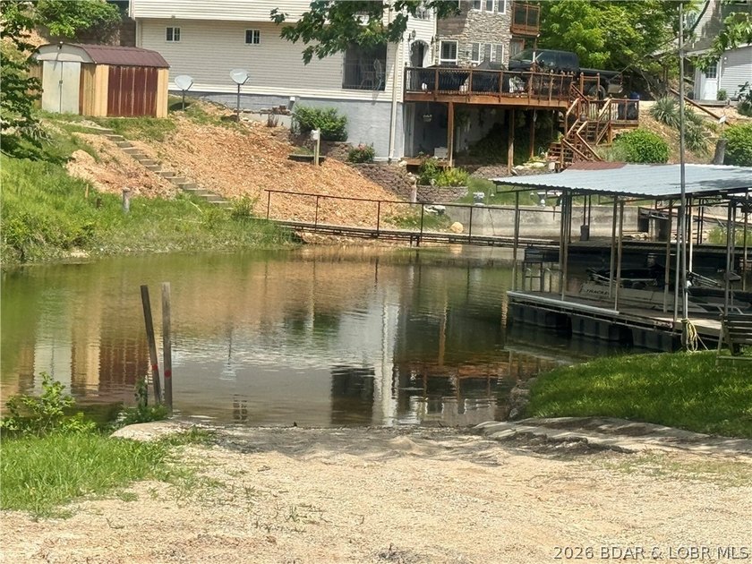 This lake access cabin is perfect for the serious fisherman or - photo 41