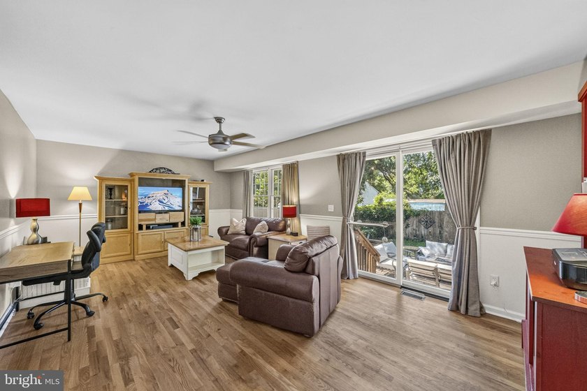 Welcome To This Beautifully Maintained 4 Bed, 2.5 Bath Colonial - photo 9