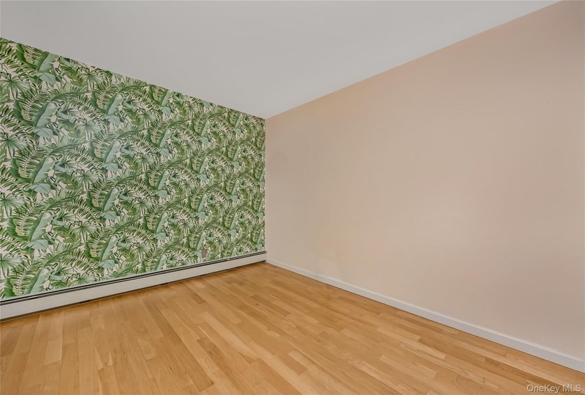 Large, Bright, Top Floor Condo With Oceanviews from the Private - photo 5