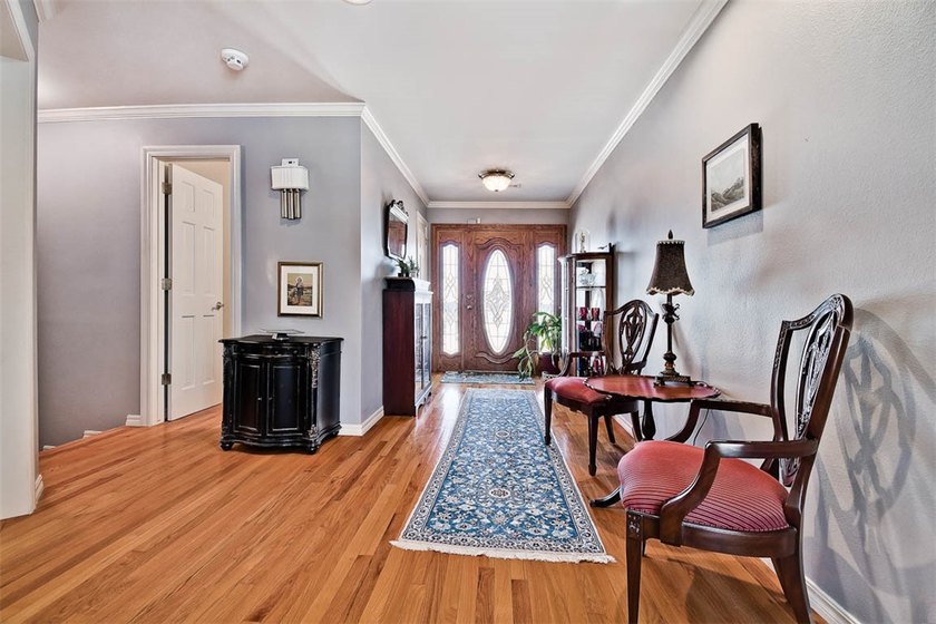 Welcome to this beautiful well-maintained home that blends - photo 2