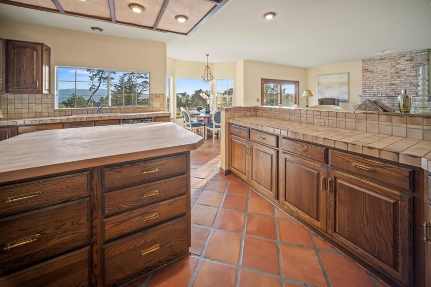 $900,000 Reduced! $582/ft By far the lowest priced home in - photo 28
