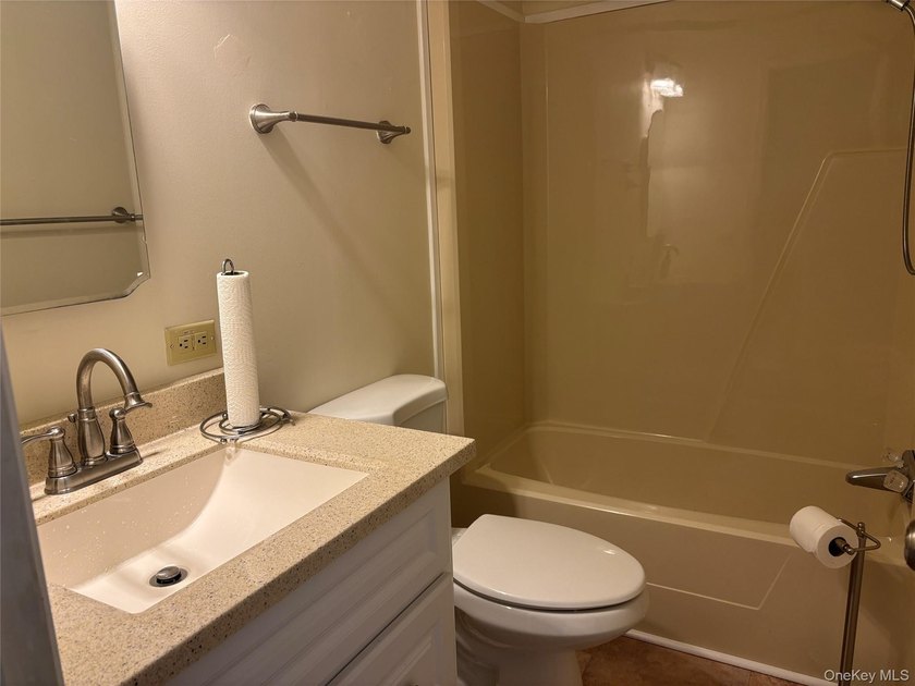 This Lovely Home is Located in The Sought After 55 &amp; Over - photo 30