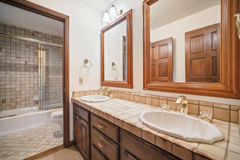 $900,000 Reduced! $582/ft By far the lowest priced home in - photo 42