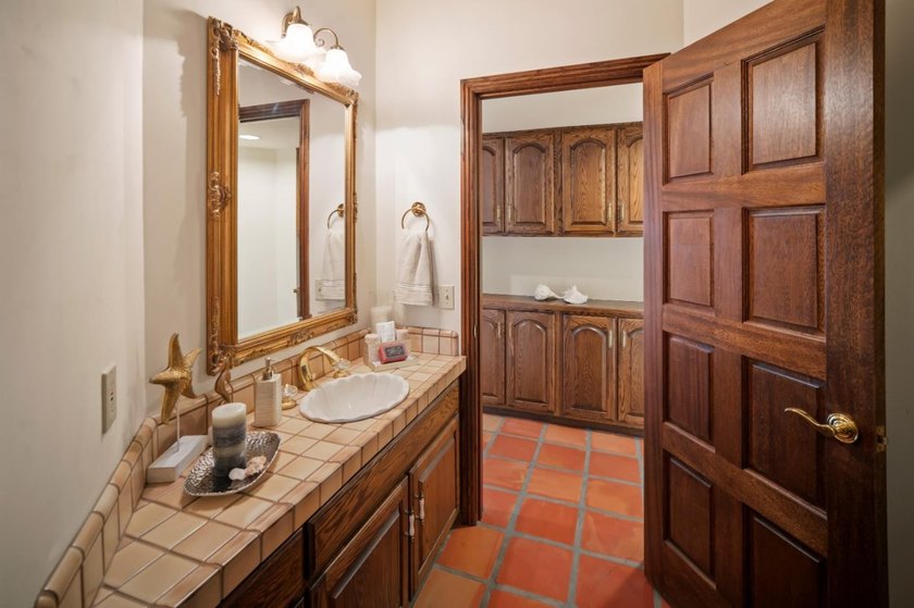 $900,000 Reduced! $582/ft By far the lowest priced home in - photo 45