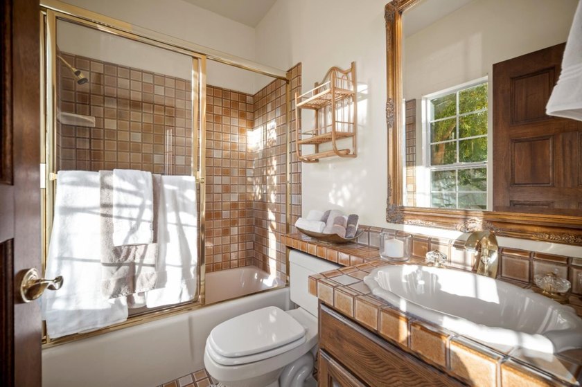 $900,000 Reduced! $582/ft By far the lowest priced home in - photo 47