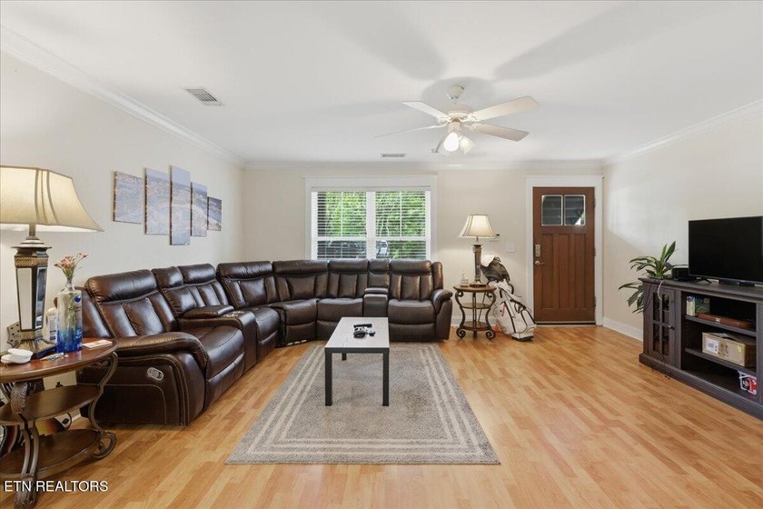 Secure housing before the fall semester! This first-floor - photo 10