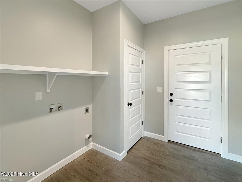Call today to see the Georgetown Comfort.This stunning home - photo 15
