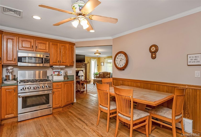 Experience luxury living in this sprawling custom Center Hall - photo 17
