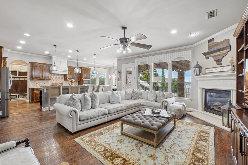 Lake living without the maintenance! Enjoy stunning views at - photo 18