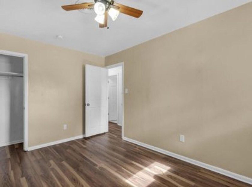 Discover the perfect blend of comfort, character, and location - photo 19