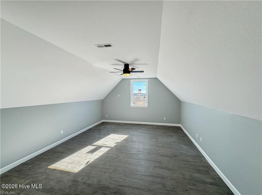 Call today to see the Georgetown Comfort.This stunning home - photo 25