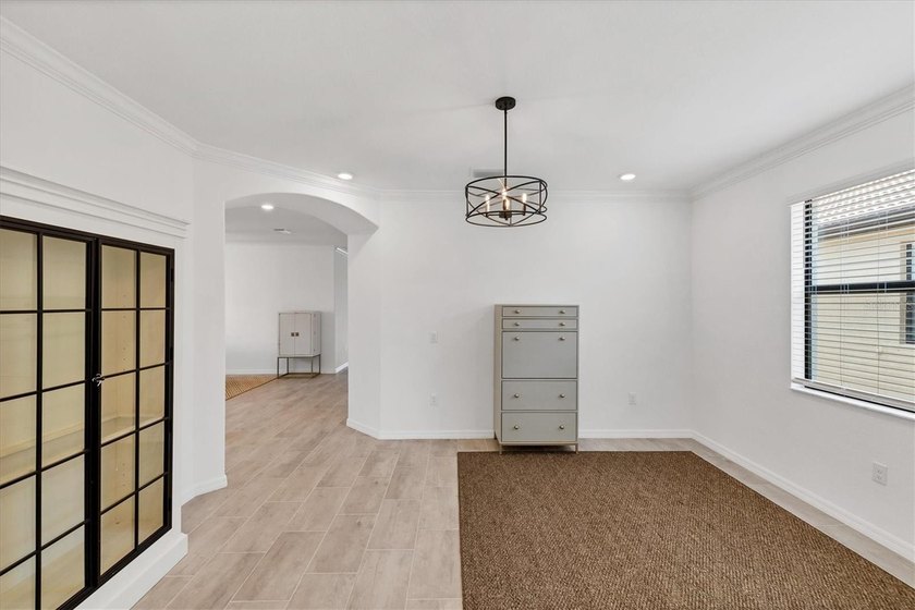 This home just built in 2022 and now available for quick move in - photo 9