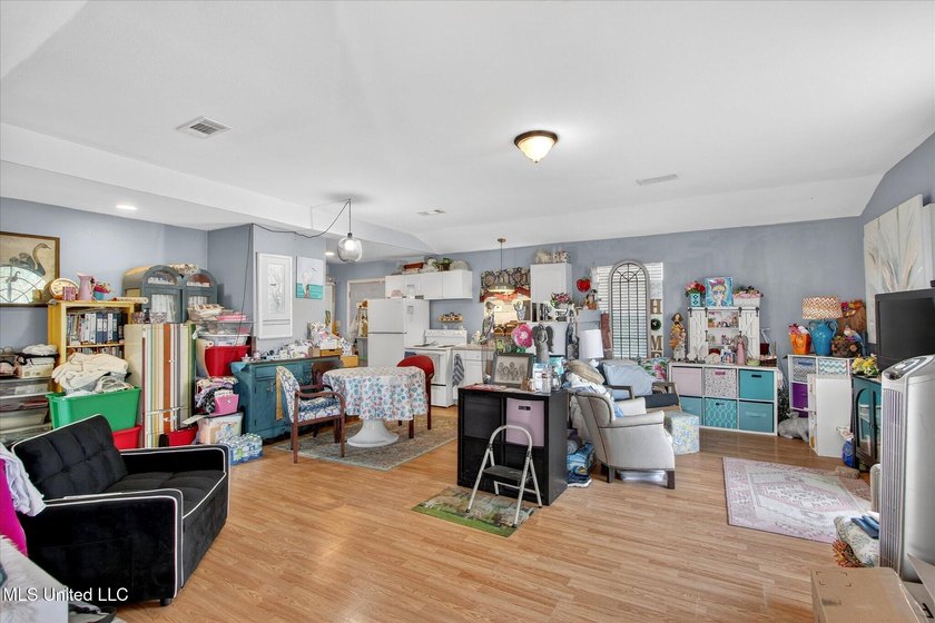 Ideal for investors seeking a versatile opportunity near the Bay - photo 31