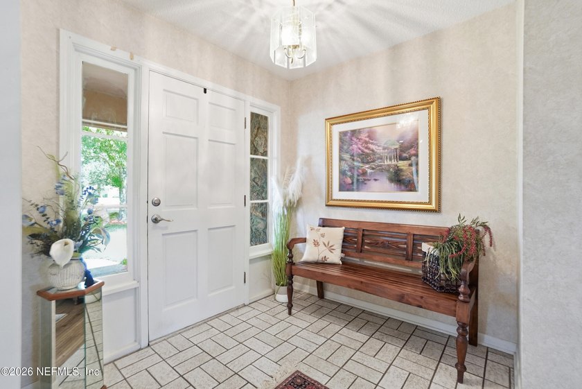 Exceptional, one level home located on Pine Lake in the highly - photo 4