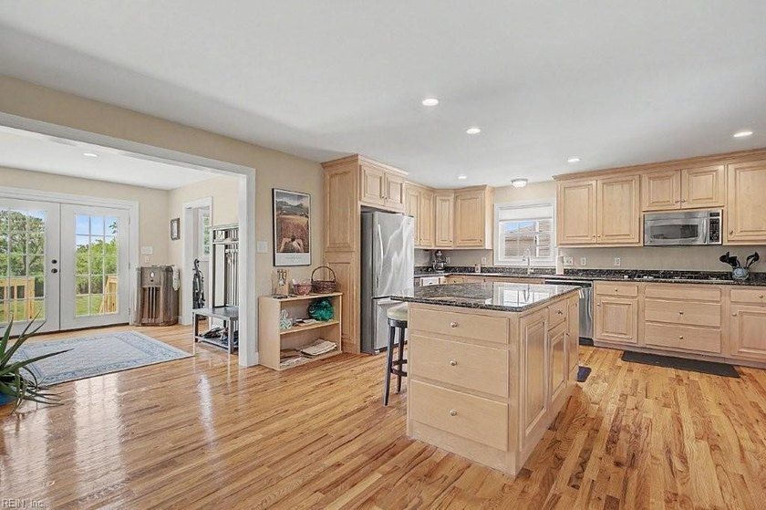 Spacious 4-bedroom, 2.5-bath home with over 3,600 square feet of - photo 10
