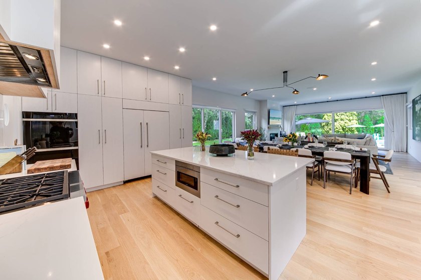 Look no further for your country escape than this pristine - photo 16