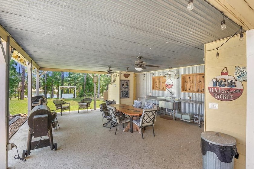 Welcome to your private lakeside retreat on the shores of Lake - photo 22