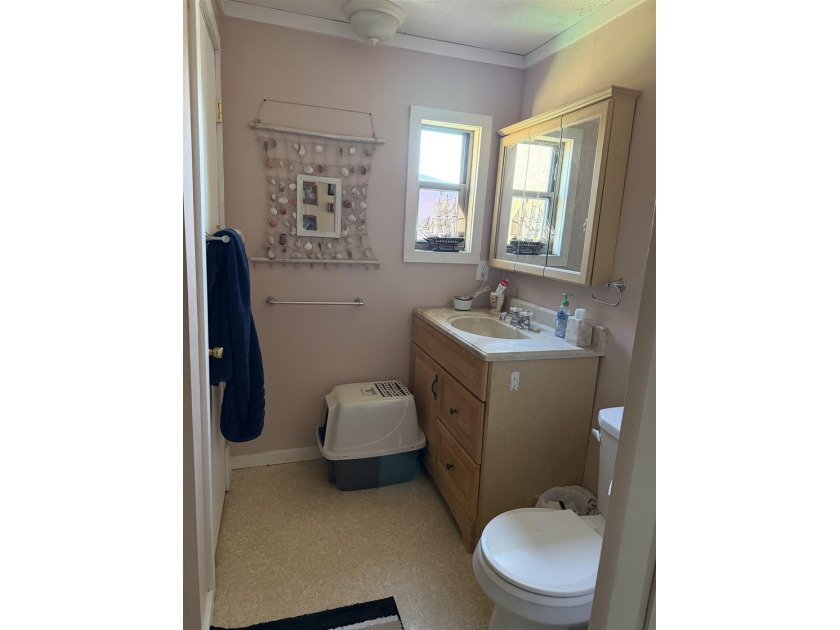 This charming and beautifully updated 1988 doublewide - photo 23