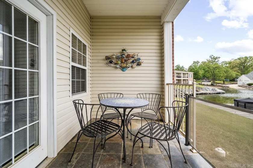 Lakefront Condo on Lake Hamilton - Boat Slip Included! Wake up - photo 34