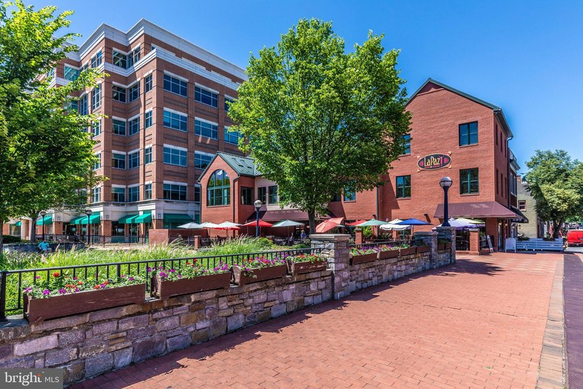 LIMITED AVAILABILITY CREEK FRONT CORNER UNIT at the exclusive - photo 41