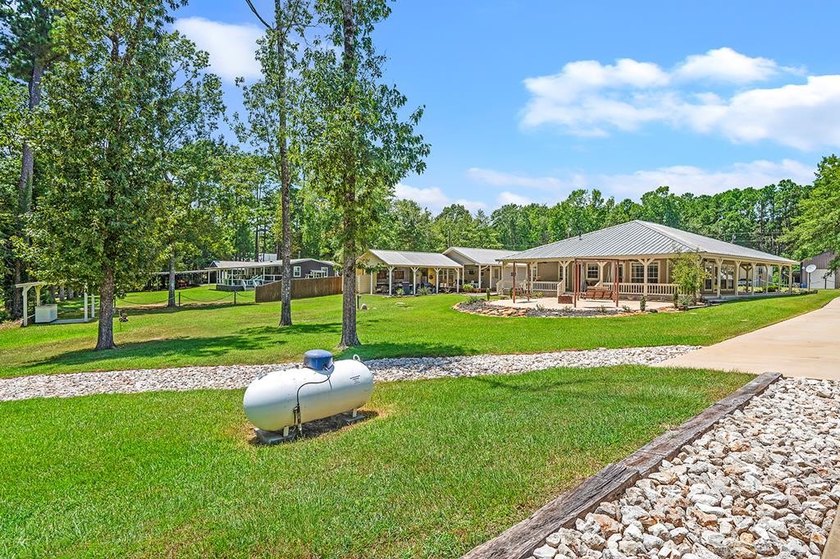Welcome to your private lakeside retreat on the shores of Lake - photo 49