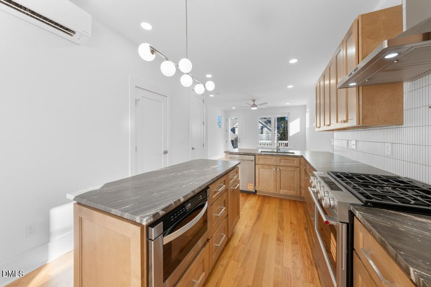 A fresh take on low-maintenance living in one of Durham's most - photo 10