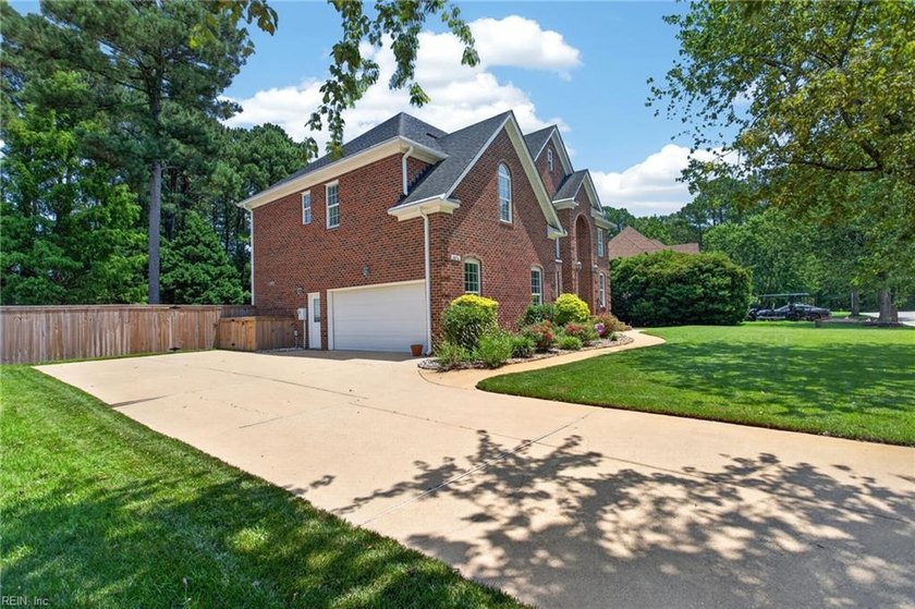 Welcome to this exceptional 3,700-square-foot home in the highly - photo 3