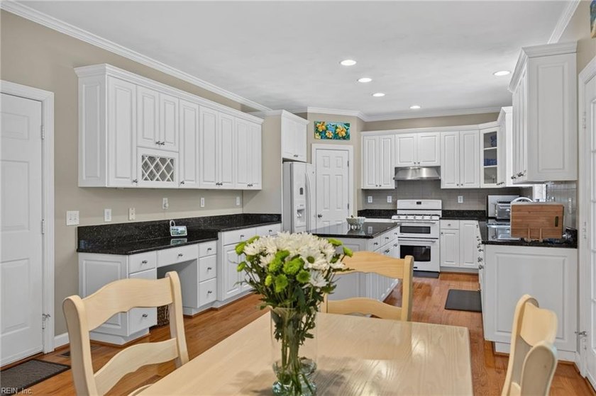 Welcome to this exceptional 3,700-square-foot home in the highly - photo 6