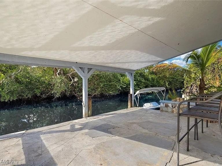 Waterfront Gulf-Access Living! This beautifully maintained - photo 21