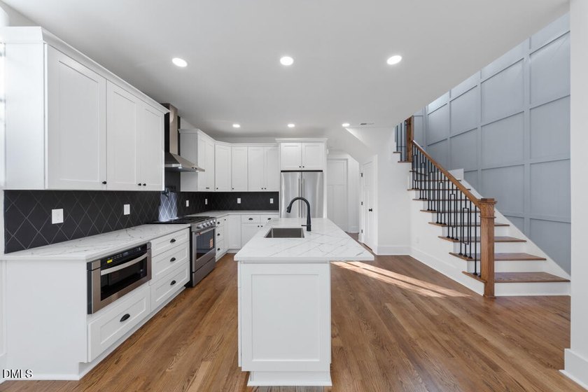 Now offering a 3-2-1 buydown w/ builder's preferred lender! A - photo 10