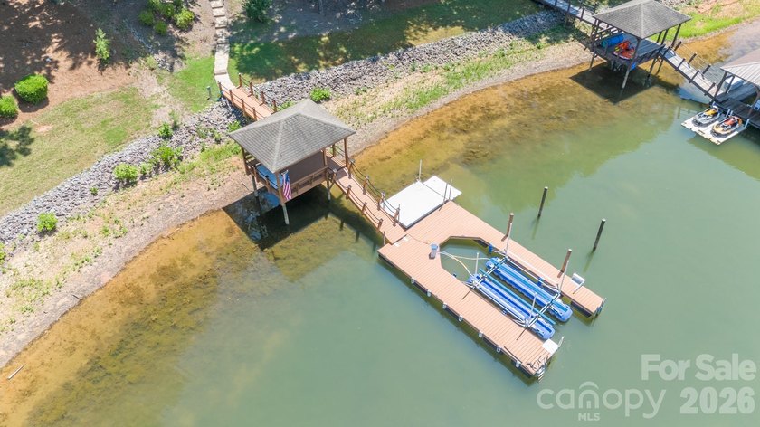 This stunning Waterfront home in the sought-after gated - photo 23