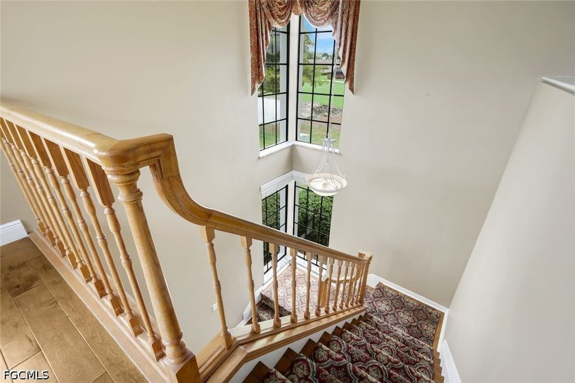 This Beautifully maintained Furnished, 3 Bedroom, 2 Full - photo 26