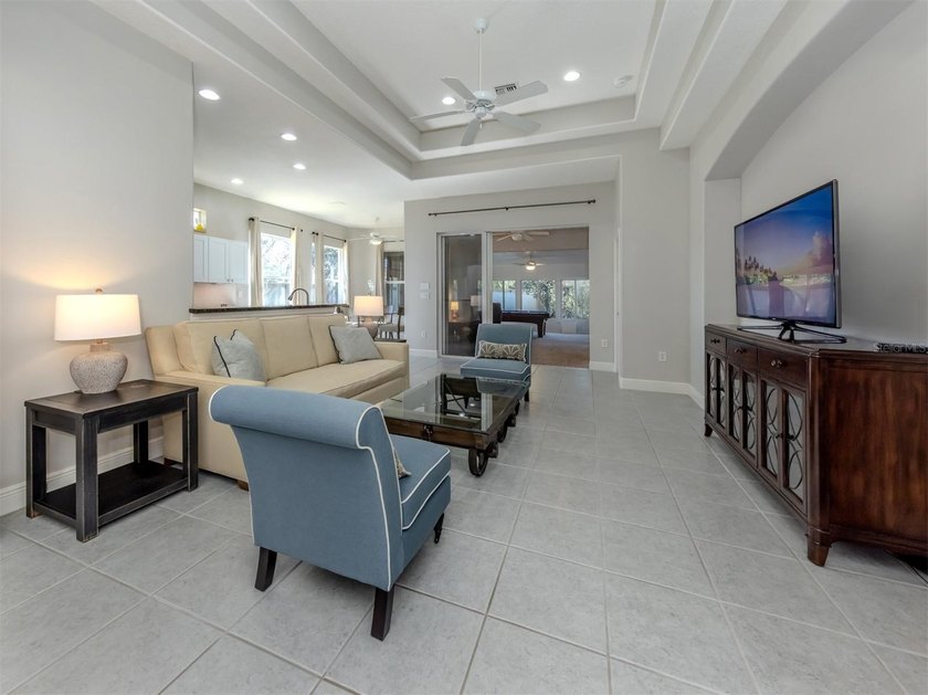 Desirable, turnkey furnished, this light-filled David Hunihan - photo 3