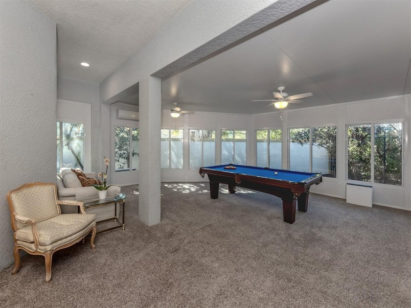 Desirable, turnkey furnished, this light-filled David Hunihan - photo 4